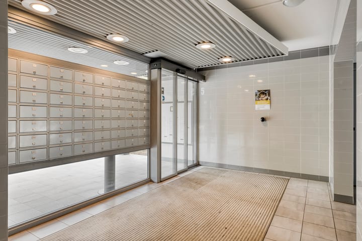 Foto 5 van Bachplein 546