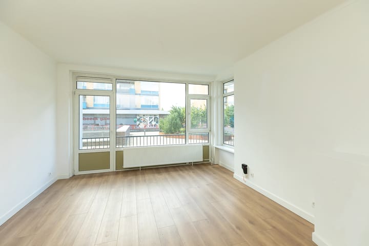 Photo 2 of Oosterengweg 81