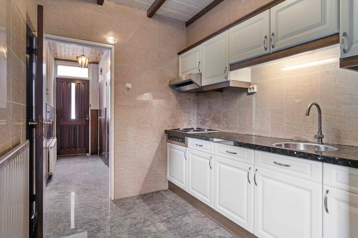 Foto 11 van Dahliastraat 15