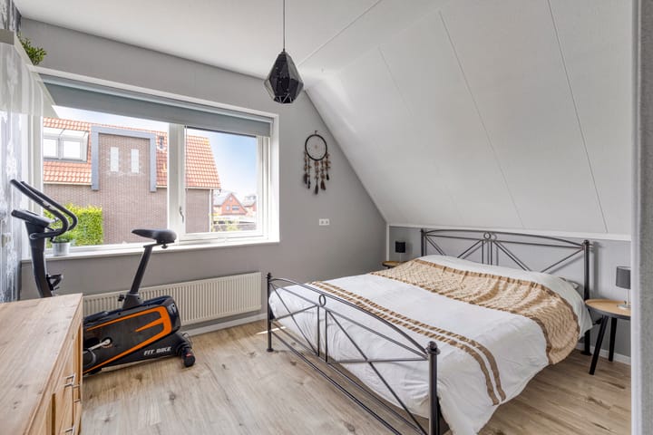 Foto 16 van Faraostraat 20