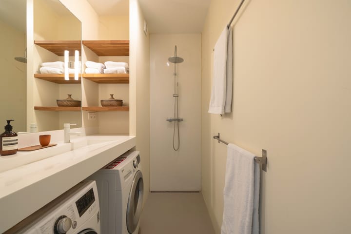 Foto 16 van Middenweg 99-3