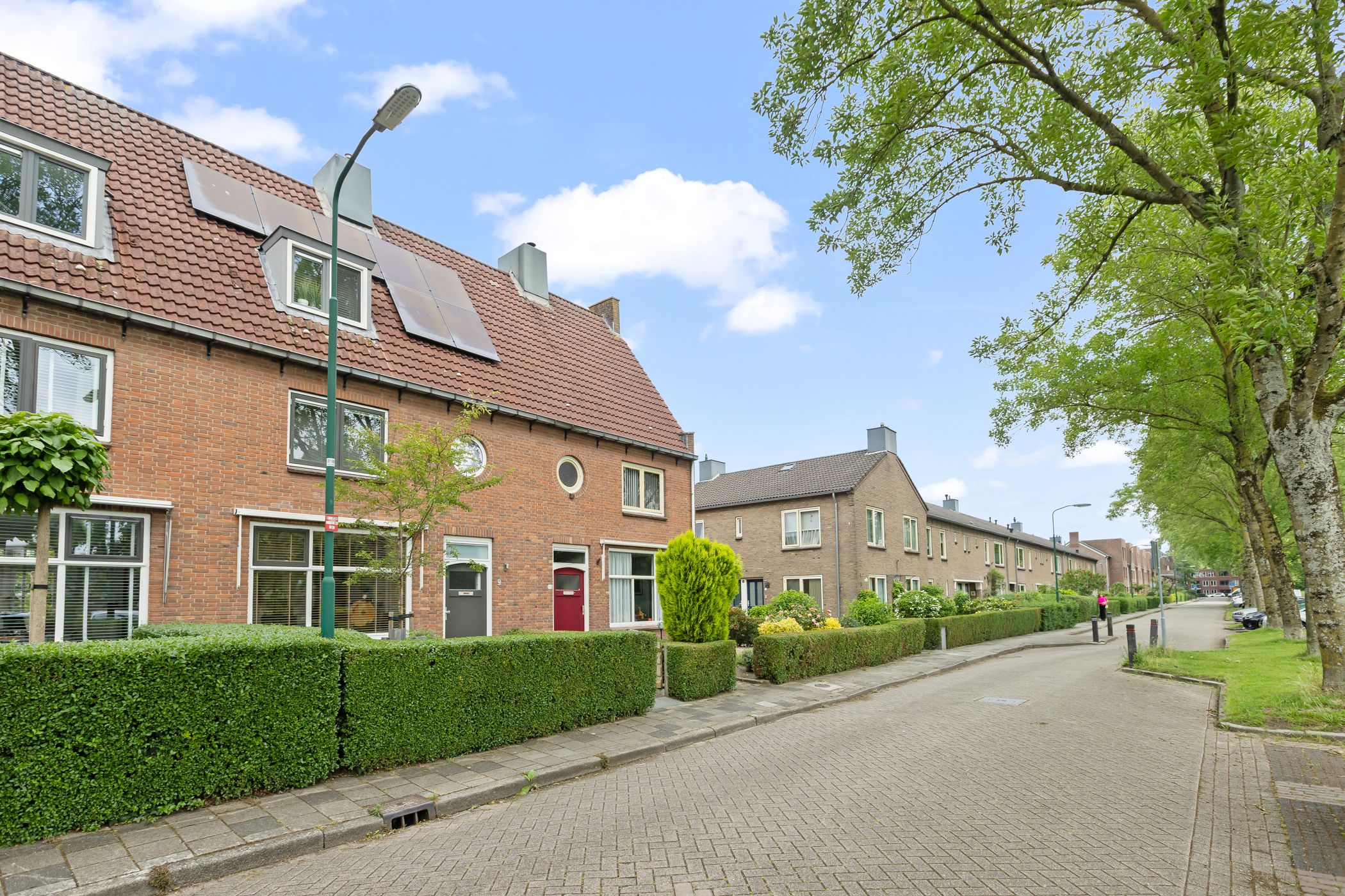 Foto 9 van Vrouw Baertestraat 9