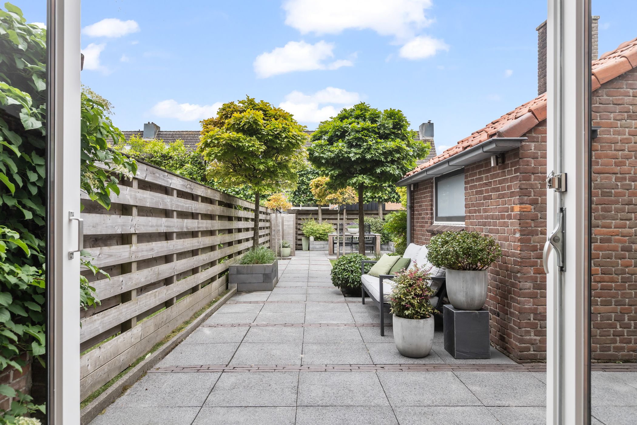 Foto 24 van Vrouw Baertestraat 9