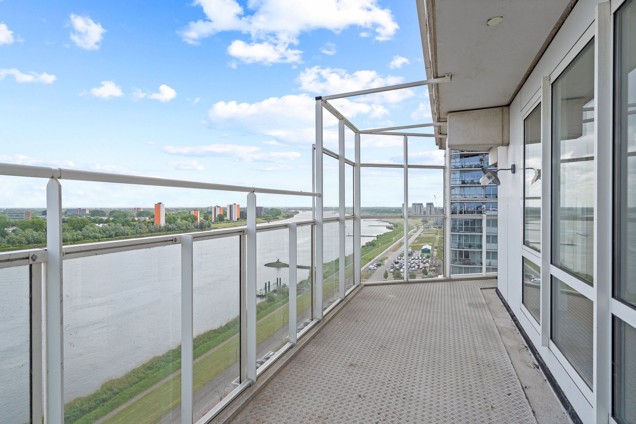 Photo 36 of Hongerlandsedijk 754