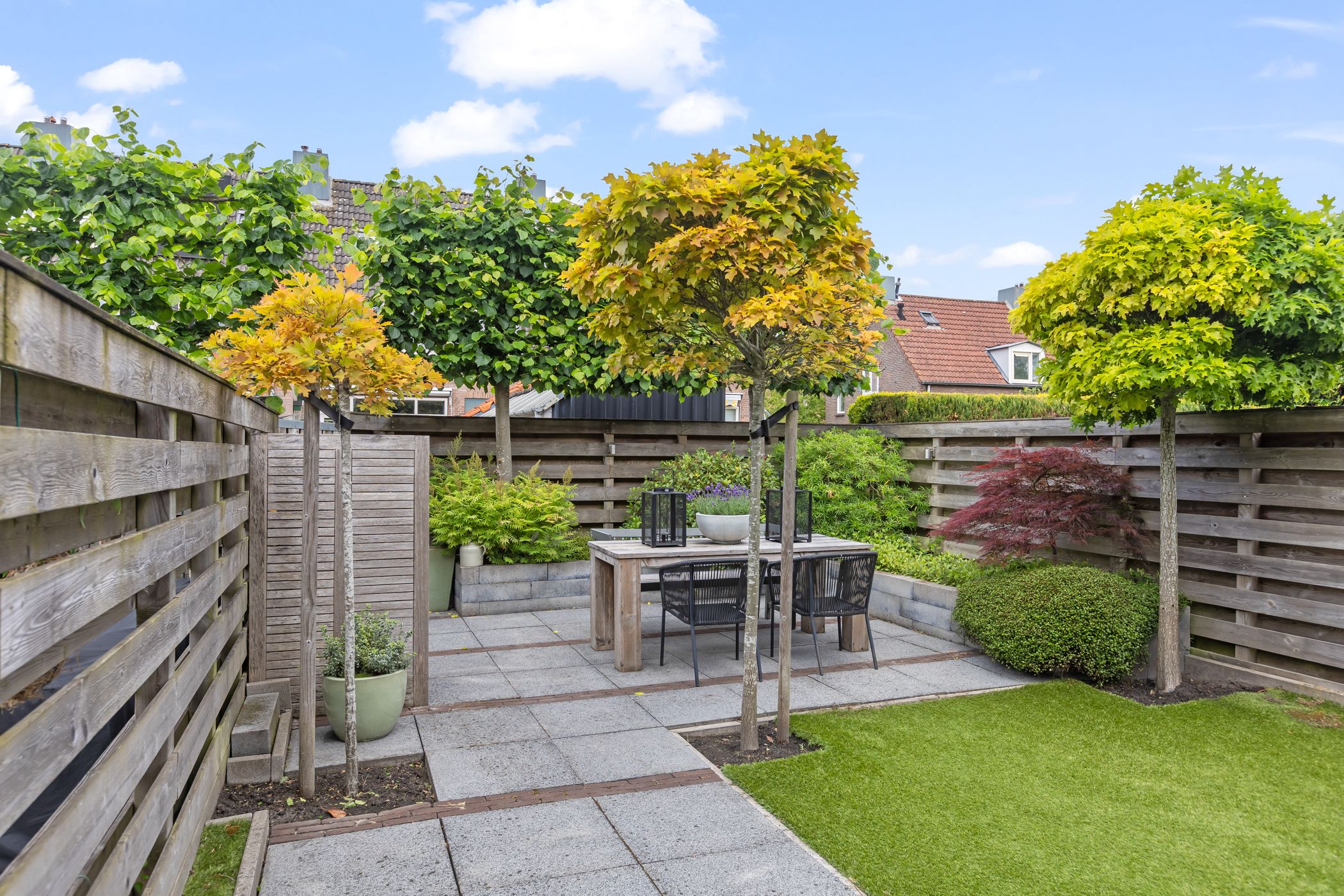 Foto 48 van Vrouw Baertestraat 9