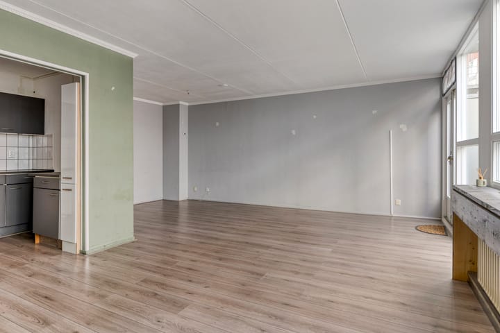 Photo 7 of Damstraat 6