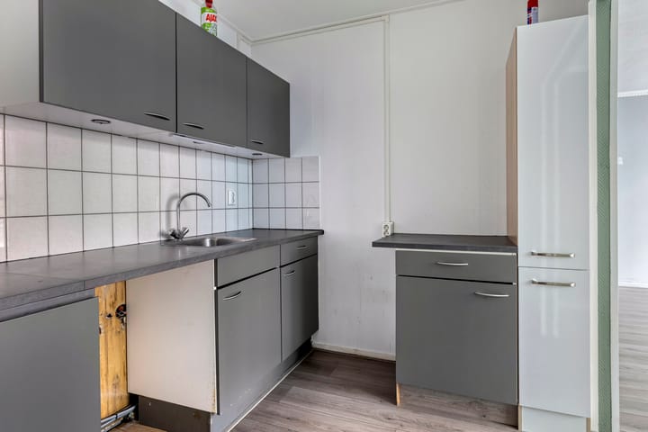 Photo 12 of Damstraat 6