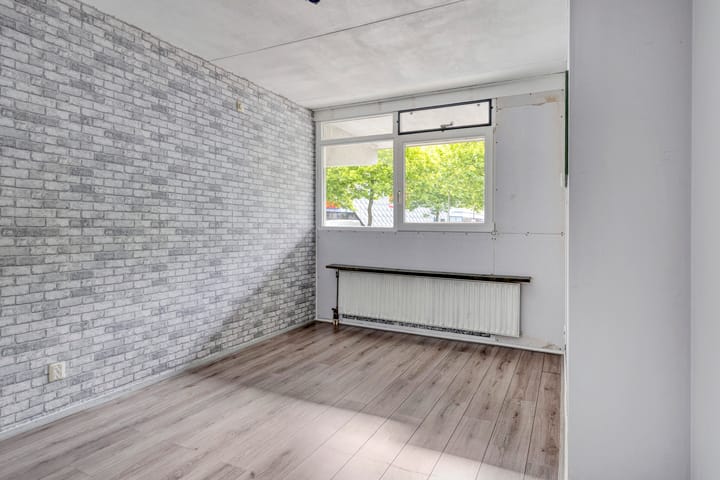 Photo 16 of Damstraat 6