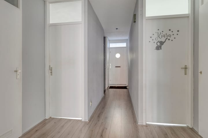 Photo 22 of Damstraat 6