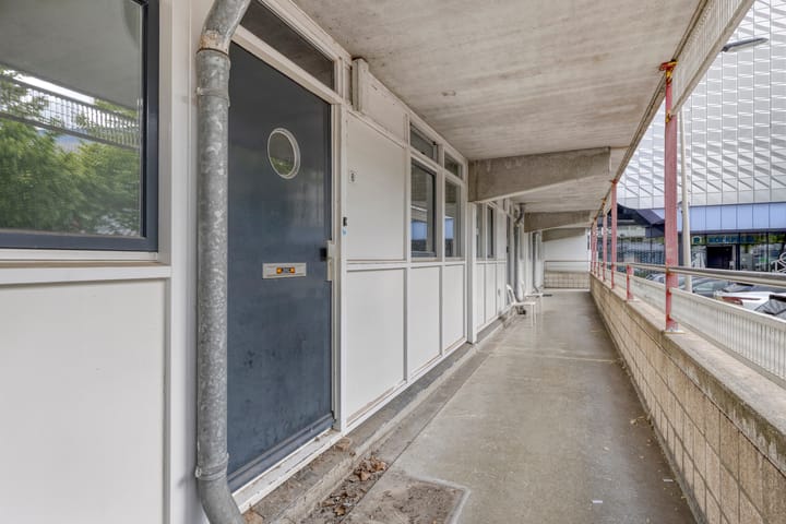 Photo 23 of Damstraat 6