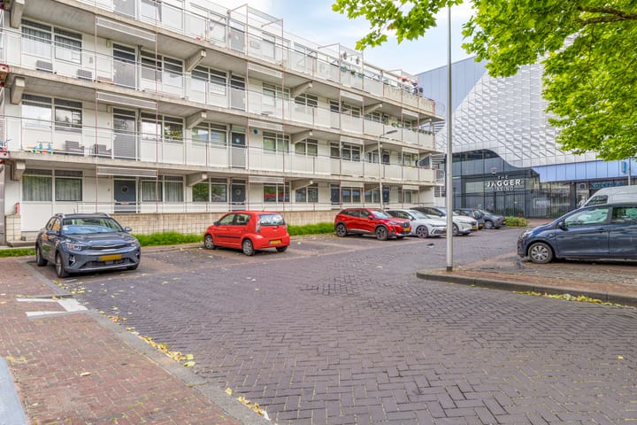 Photo 25 of Damstraat 6