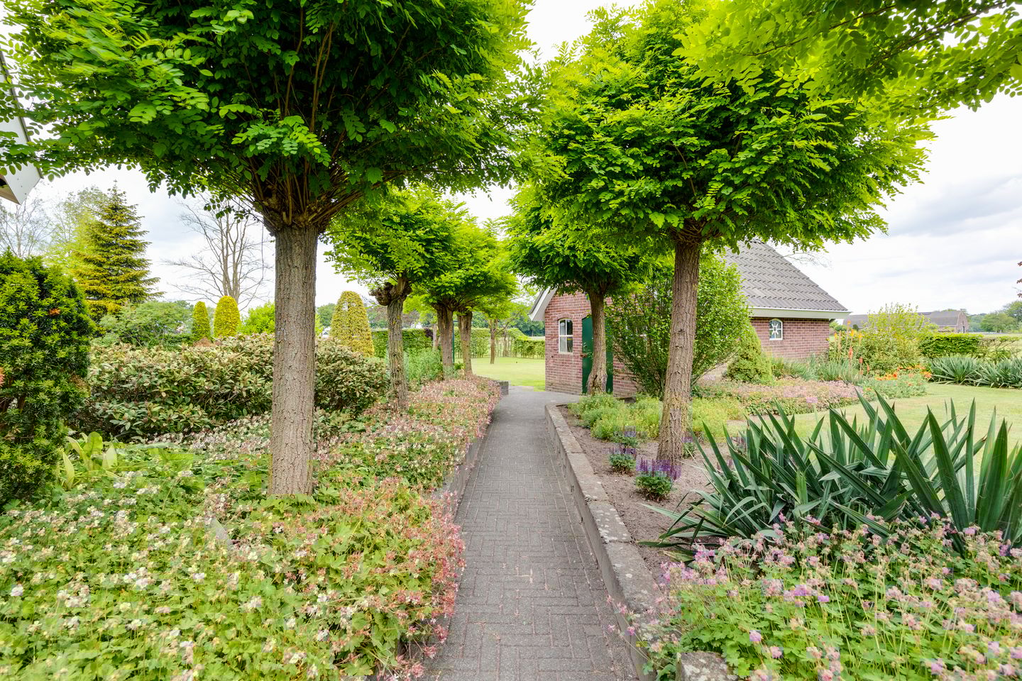 Foto 64 van Masselinklaan 1