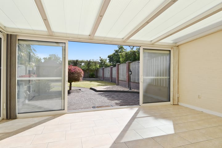 Foto 21 van Veldbloemstraat 23