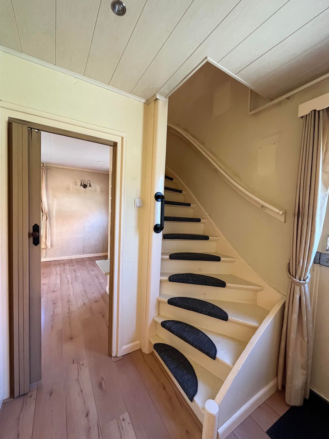 Foto 22 van Warderweg 6