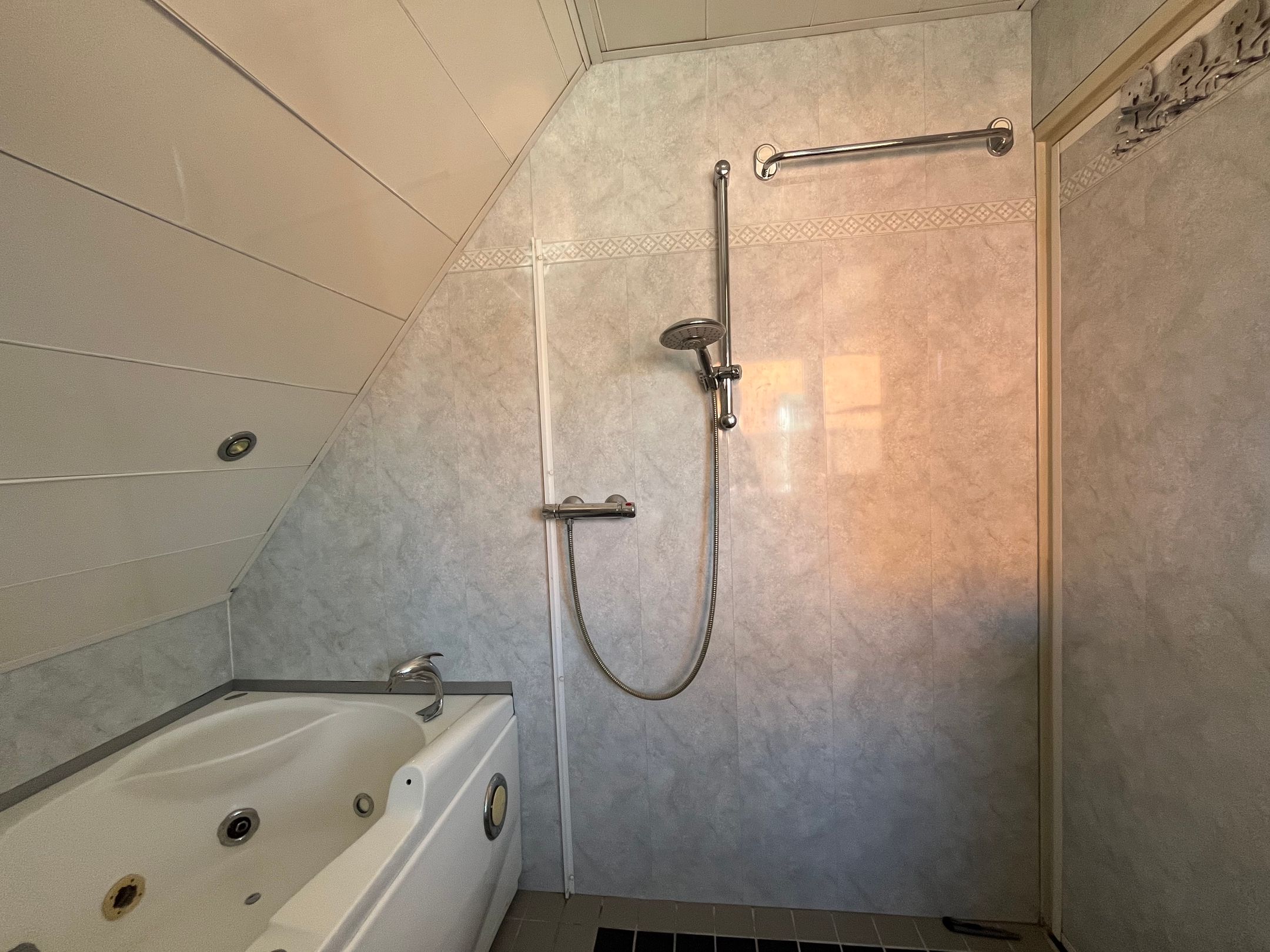 Foto 30 van Warderweg 6