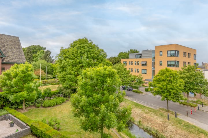 Foto 36 van Kastanjelaan 4-12