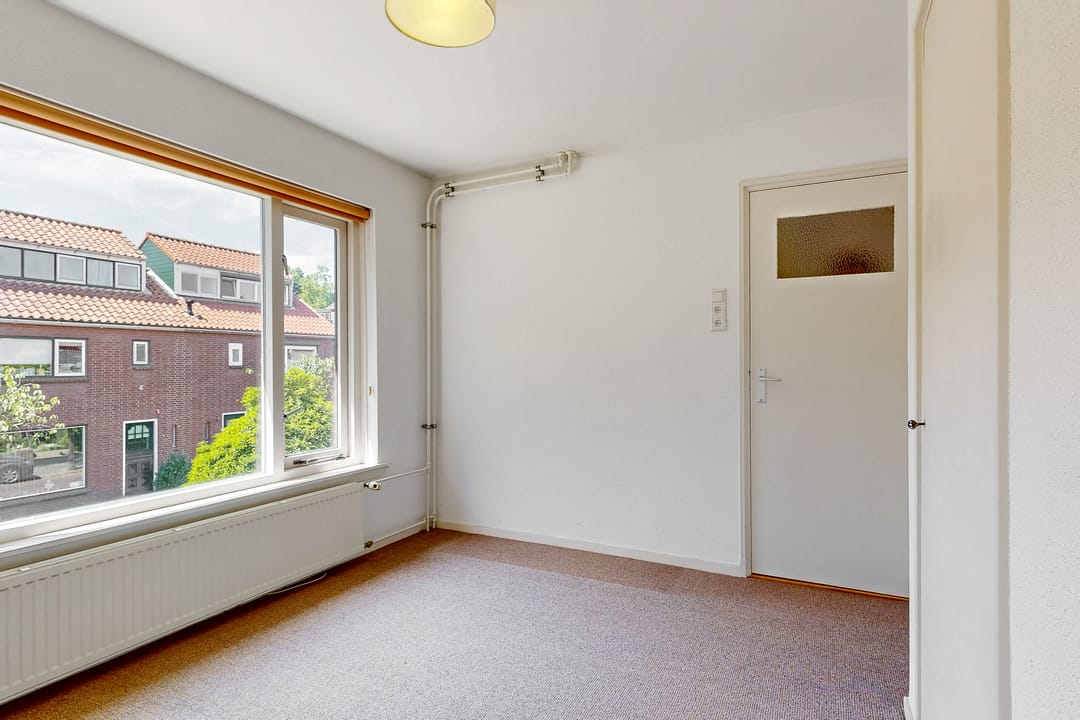 Photo 13 of Meidoornstraat 30