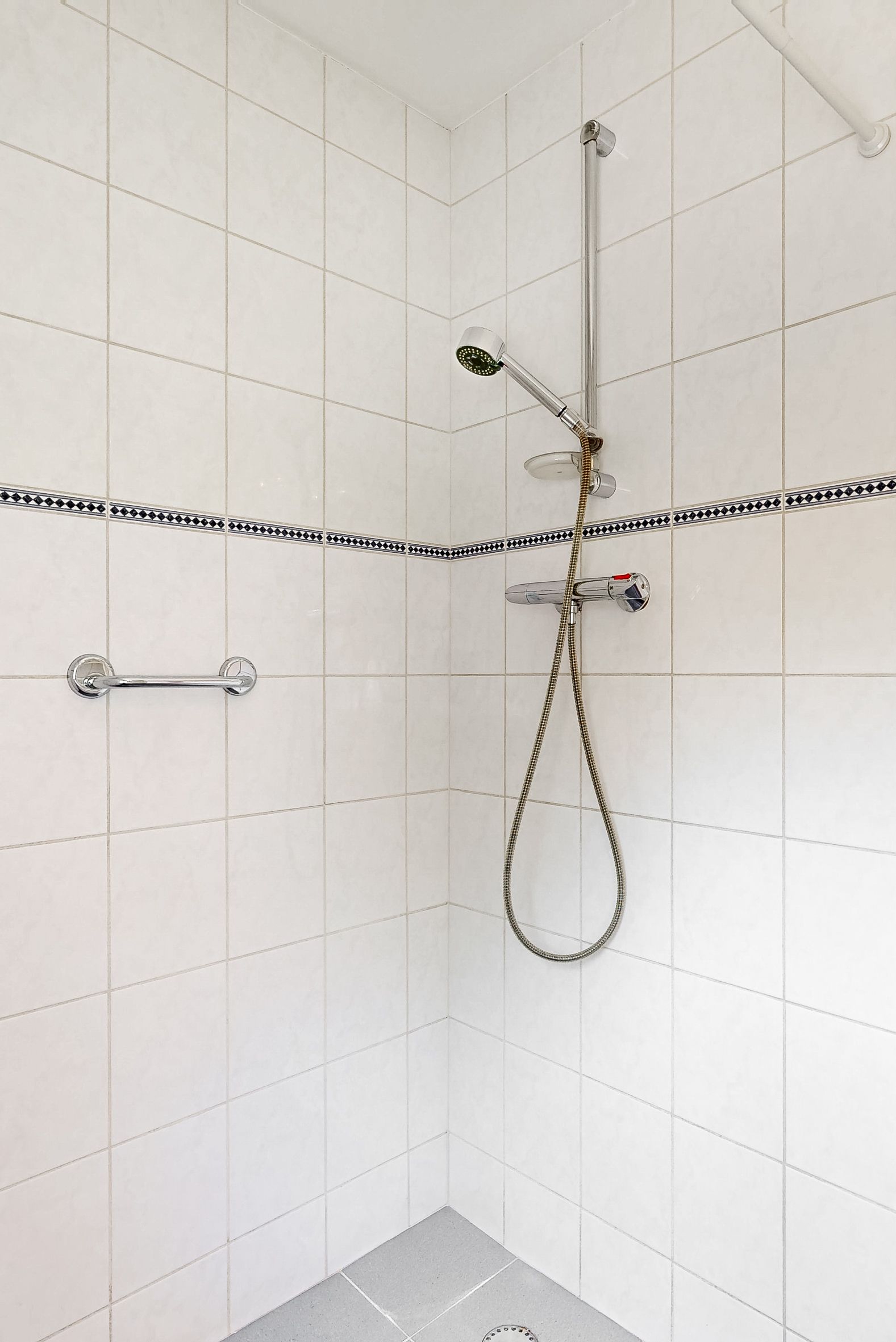 Photo 21 of Meidoornstraat 30