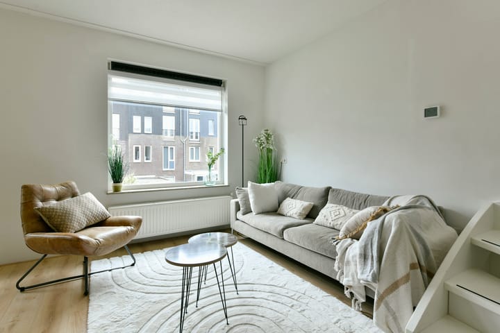 Photo 5 of Edward Masseystraat 10