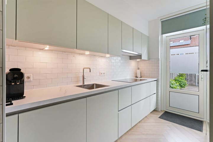 Photo 12 of Henri Dunantstraat 21