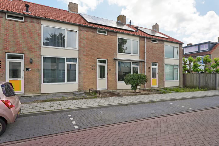 Photo 31 of Henri Dunantstraat 21