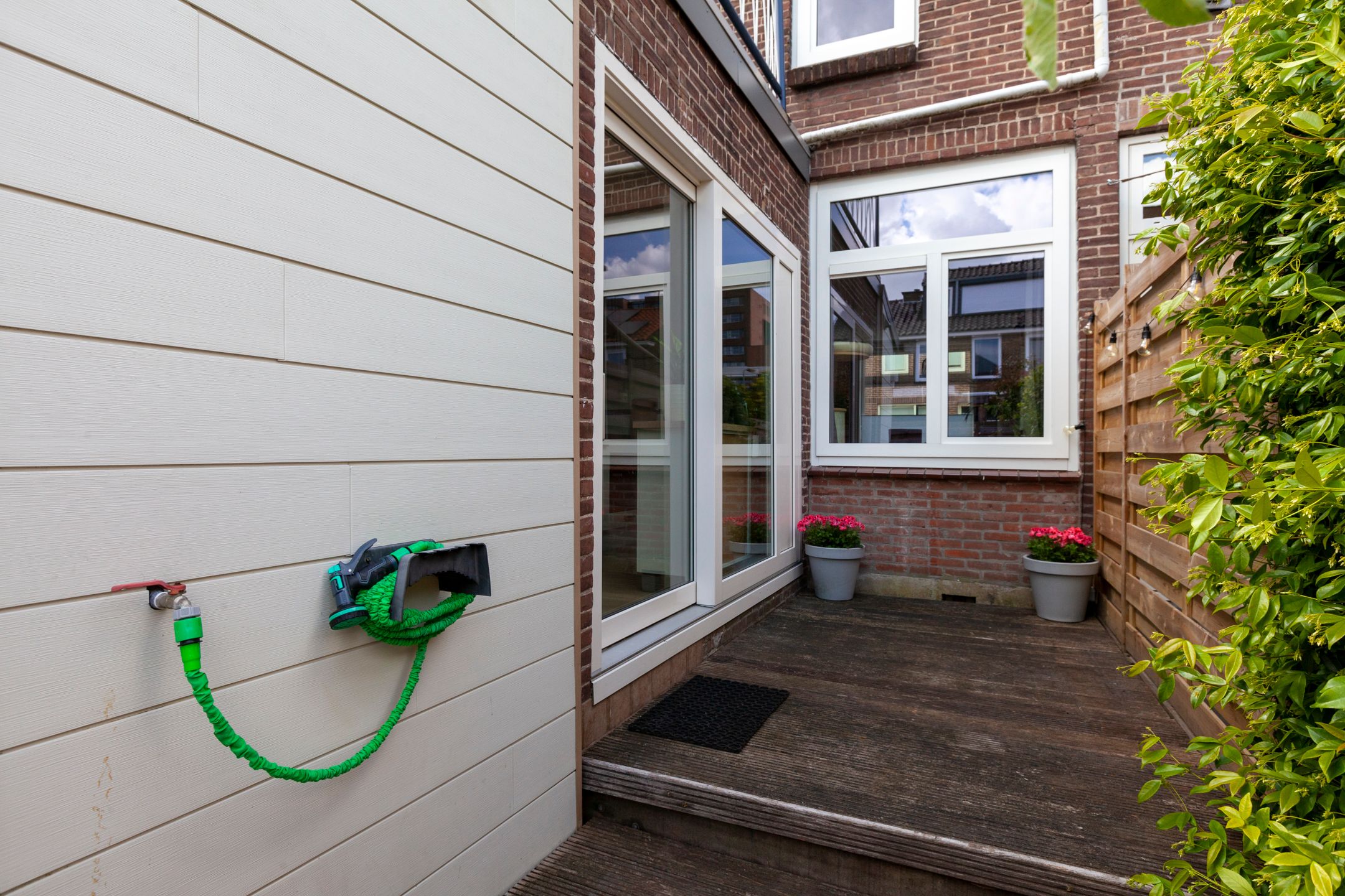 Photo 39 of Graaf van Bloisstraat 58