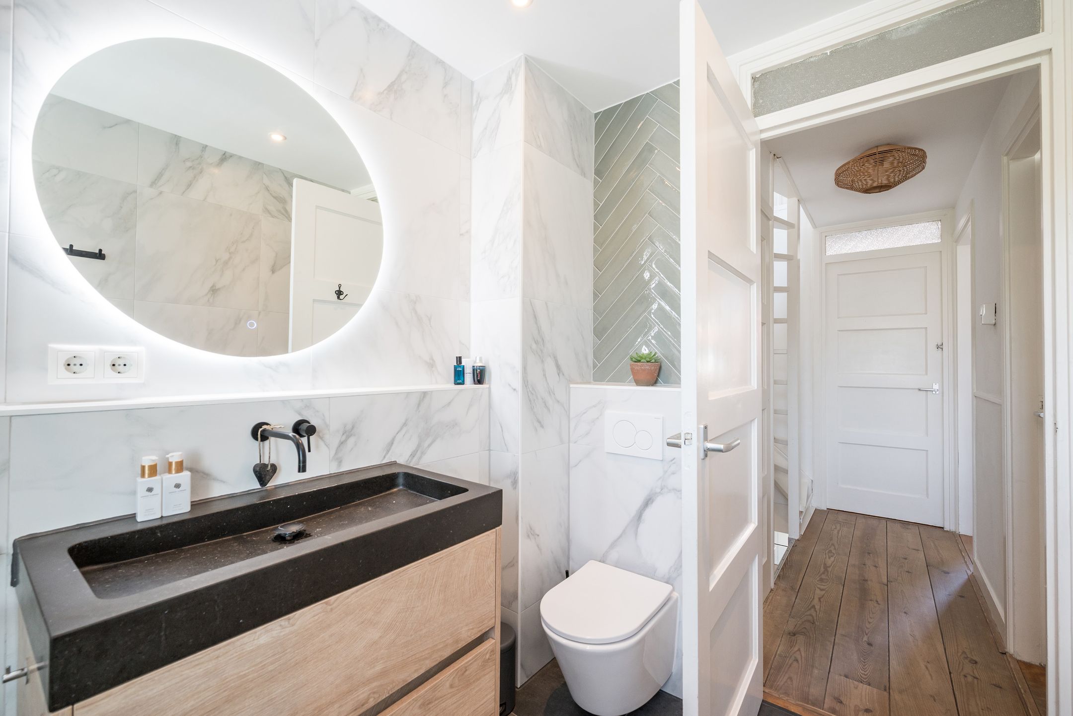 Foto 30 van Trompstraat 80