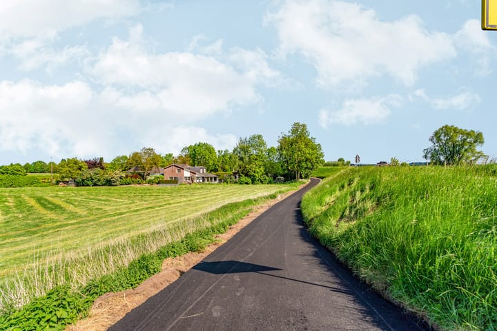 Foto 77 van Oud Zevenaarsedijk 1