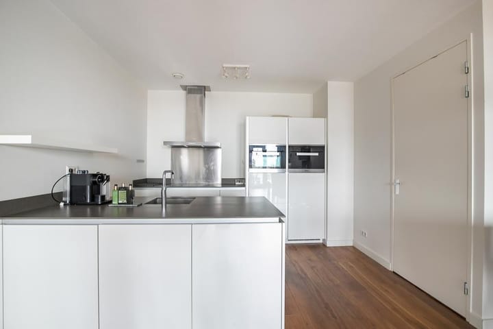 Foto 3 van Kruisplein 560