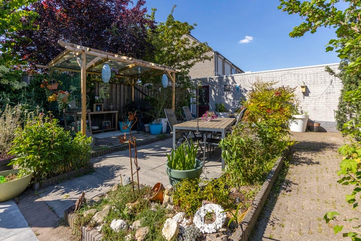 Photo 38 of Bijsterveldenlaan 63