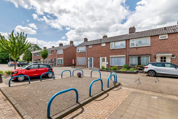 Foto 32 van Meidoornstraat 16