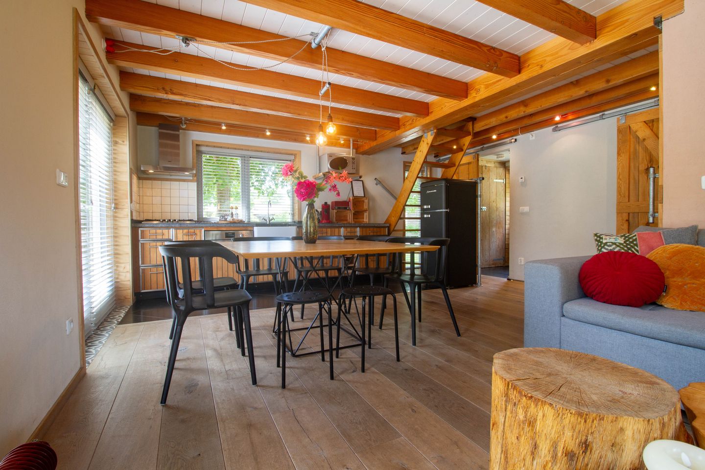 Photo 10 of Dorpsstraat 77-1