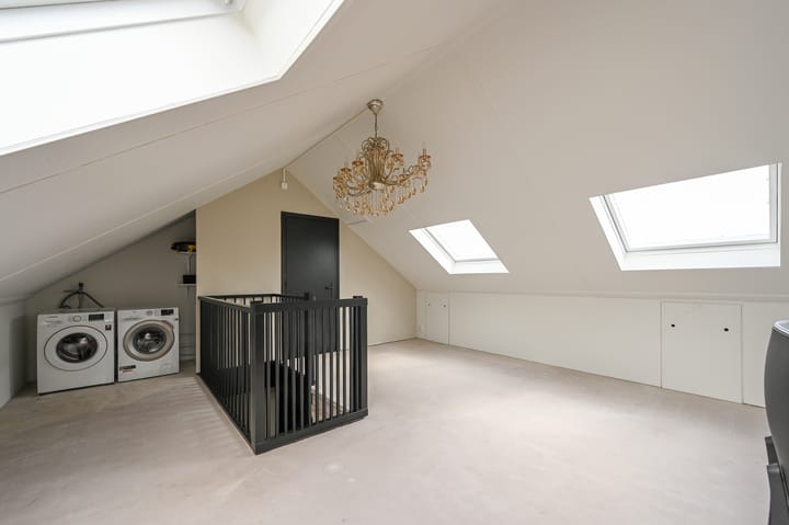 Foto 39 van Fie Carelsenlaan 82