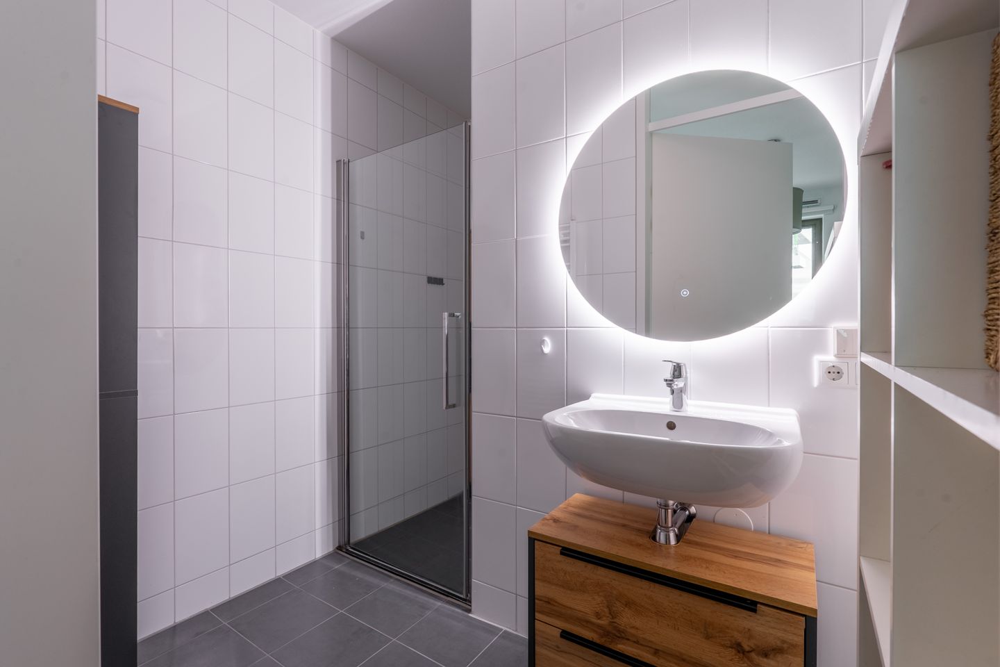 Photo 14 of Waalbandijk 253