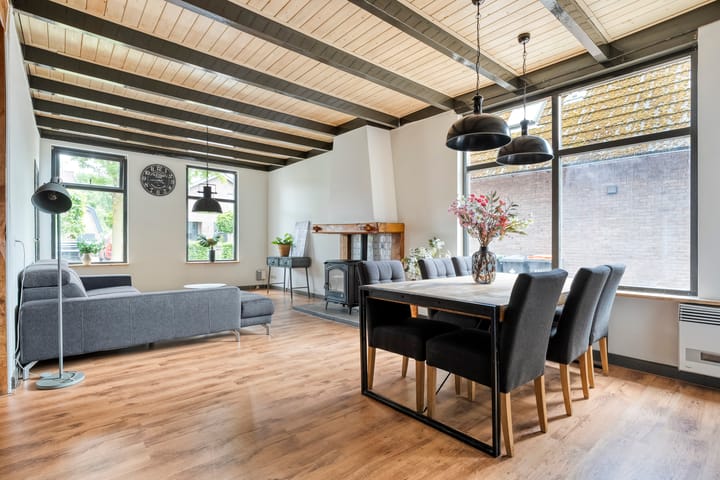 Foto 13 van Van Haeringenstraat 42