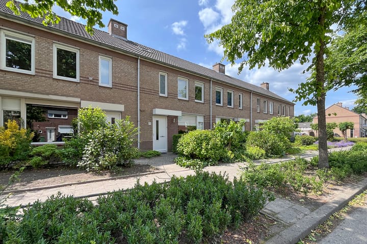 Photo 39 of Molenveldstraat 73