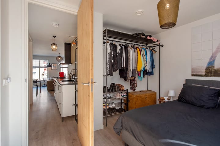 Foto 15 van 2e De Riemerstraat 180