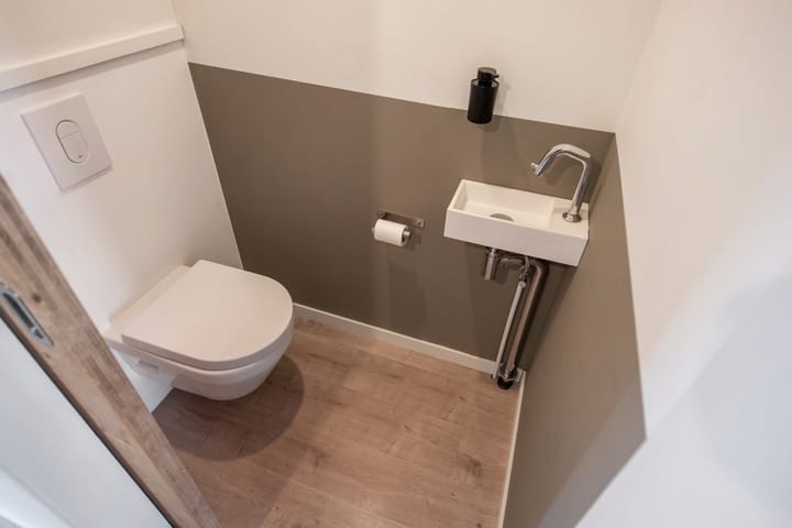 Foto 23 van 2e De Riemerstraat 180