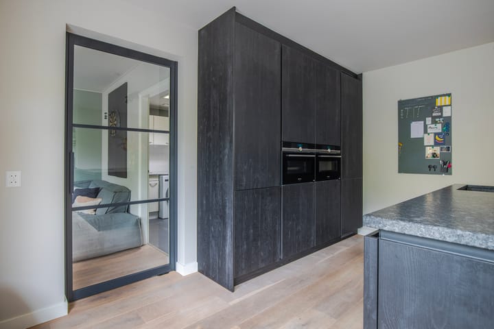 Foto 18 van Suze Groeneweglaan 1