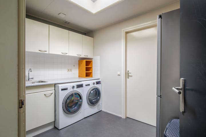 Foto 21 van Suze Groeneweglaan 1