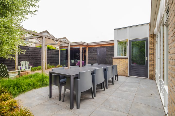 Foto 23 van Suze Groeneweglaan 1