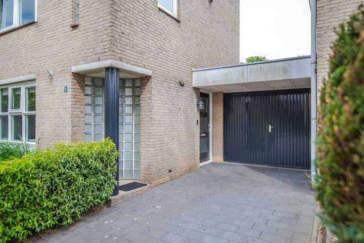 Foto 40 van Suze Groeneweglaan 1