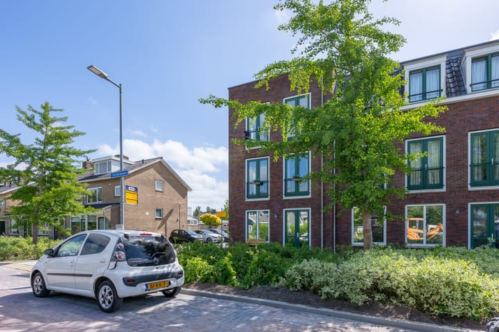 Foto 2 van Bernhardstraat 22