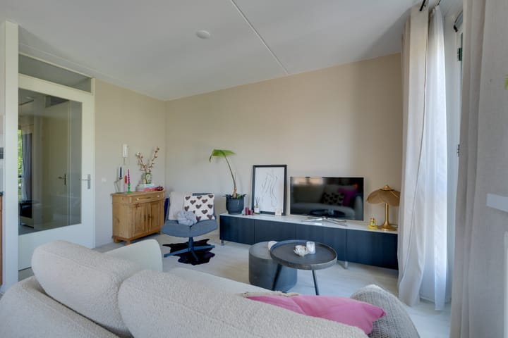 Foto 11 van Bernhardstraat 22