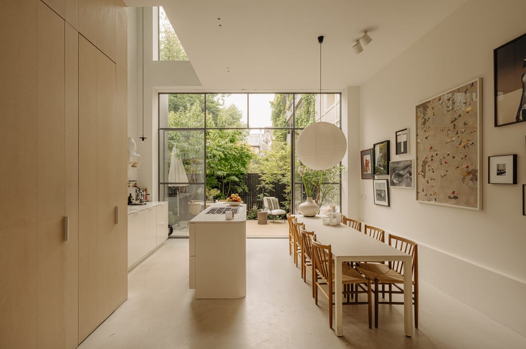 Foto 1 van Alberdingk Thijmstraat 24-H