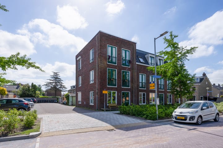 Foto 28 van Bernhardstraat 22