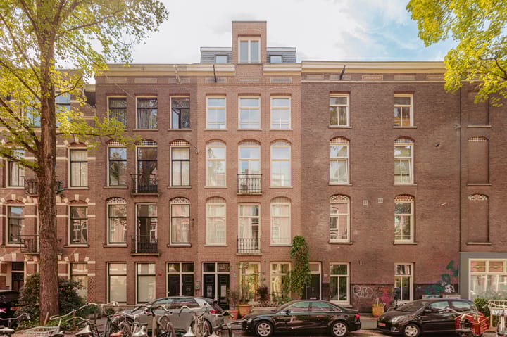 Photo 3 of Alberdingk Thijmstraat 24-H