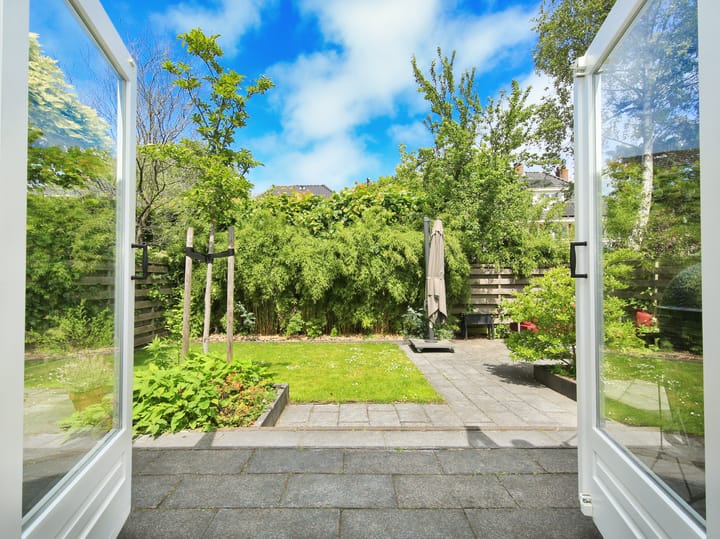 Foto 18 van Alberdingk Thijmlaan 16