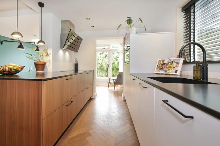 Foto 24 van Alberdingk Thijmlaan 16