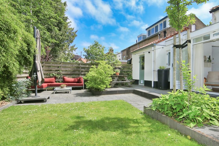 Foto 37 van Alberdingk Thijmlaan 16